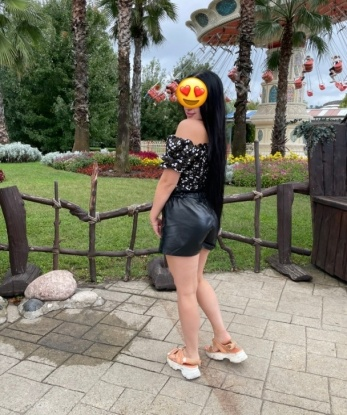 🌟 Я креативна и открыта к экспериментам, чтобы сделать каждую встречу особенной и незабываемой. 🌸 Живу в самом сердце Москвы и мои услуги доступны для тебя в любое удобное время. 💋 На фото я, и каждая моя кривая идеально подчеркнута. У меня есть много положительных отзывов от предыдущих клиентов, которые подтверждают мою профессиональность и неземные навыки. 🌌 Если ты ищешь незабываемый опыт и море удовольствия, обратись ко мне, и я обещаю, что ты не пожалеешь о своем выборе. 💞 Жду твоего звонка, чтобы погрузиться в мир нашего взаимного удовлетворения. Алена
